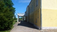 mõisa sissekäik